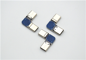 24-pin CM to 24-pin CF adapter with a right-angle board